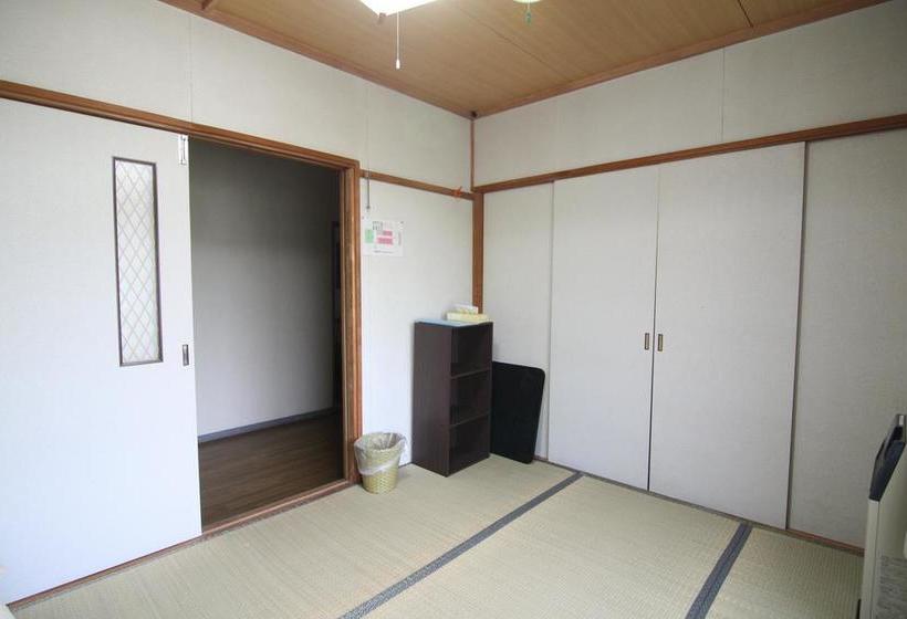 Karimpani Niseko Fujiyama Hostel