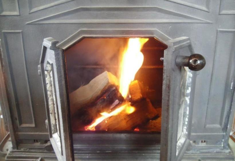 Karimpani Niseko Fujiyama Hostel