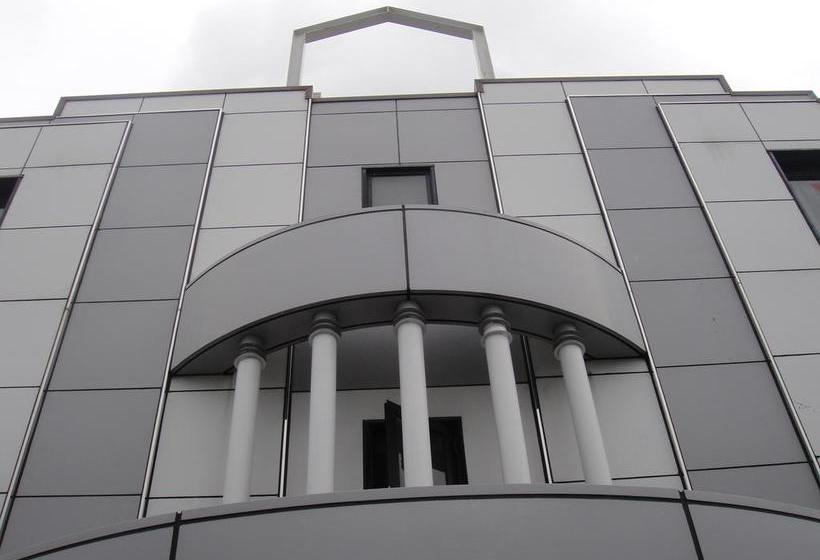 בית מלון כפרי Business  Konen