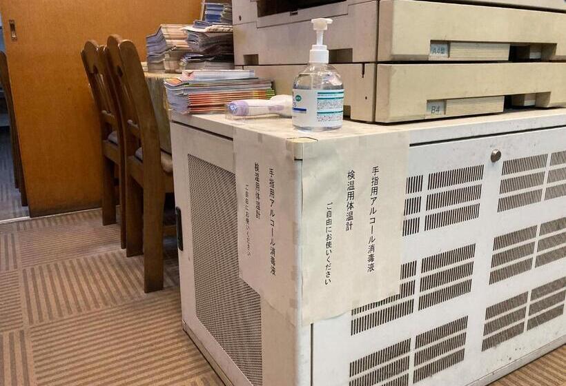 Business Hotel Chateau Est Takamatsu