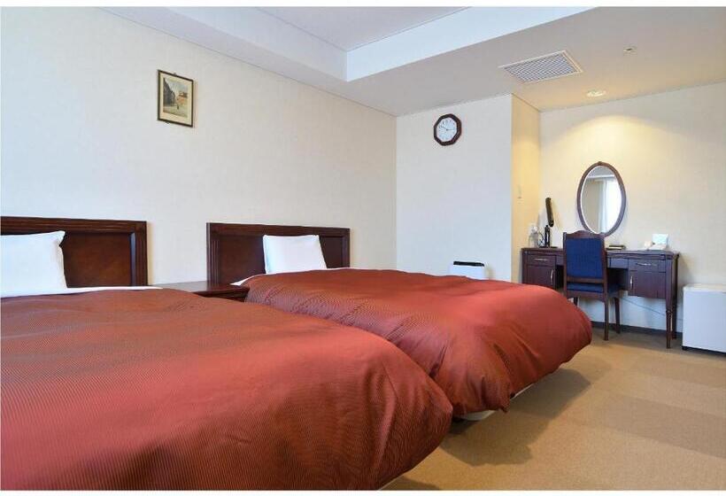 Hotel Chitose Station