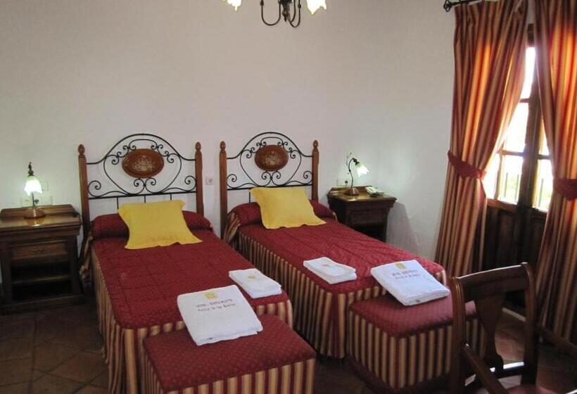 בית מלון כפרי Cortijo Las Grullas