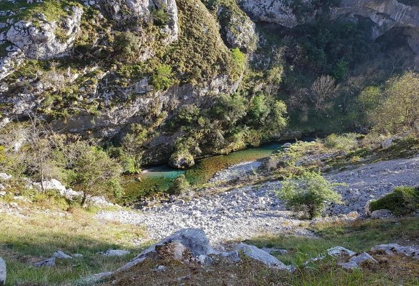 فندق Garganta Del Cares