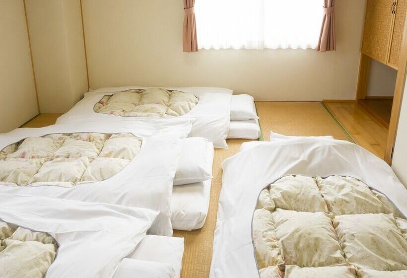 Hotel Hikone Station