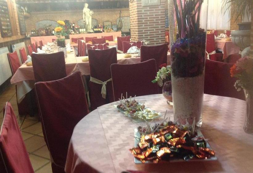 ホテル Hostal Sali