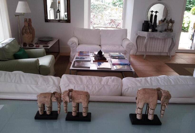 ホテル Posada La Panaderia De Castañeda