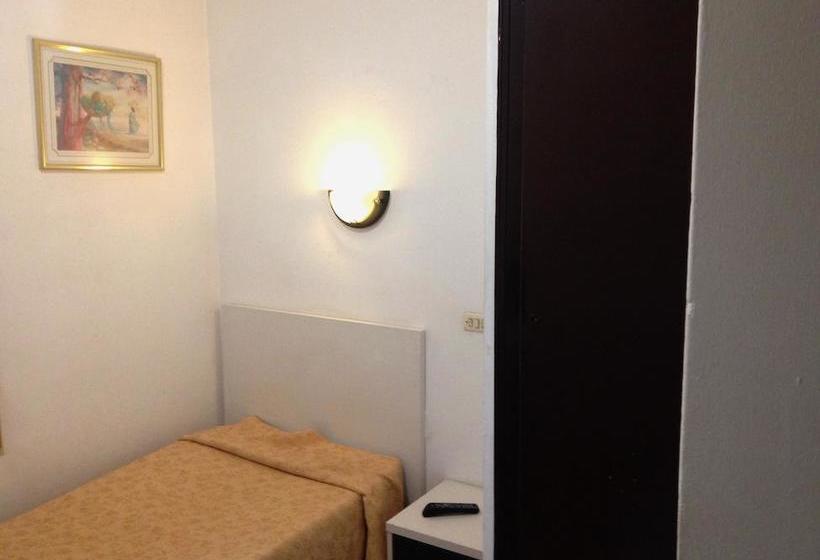 호텔 Restaurante Medinya