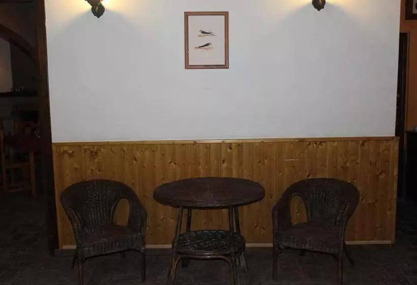 ホテル Rural Puerta De Monfragüe