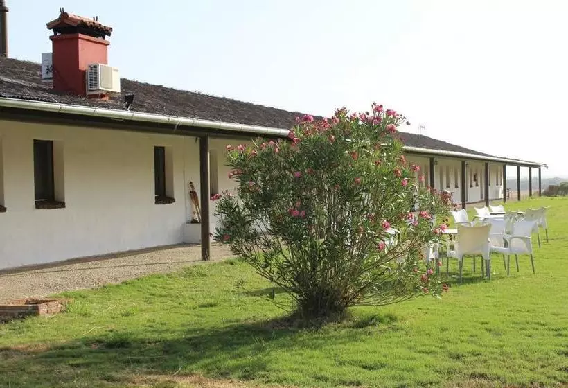 ホテル Rural Puerta De Monfragüe