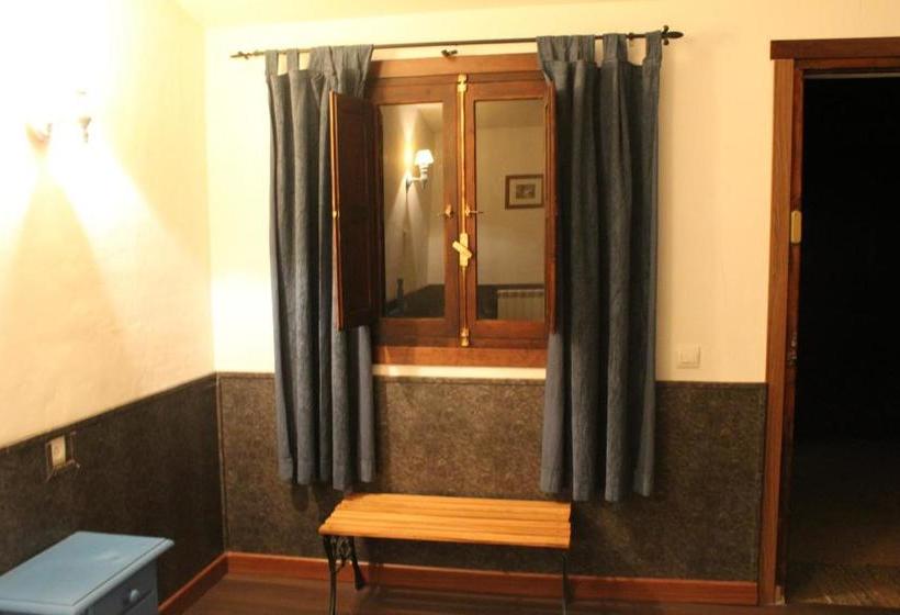 فندق Rural Puerta De Monfragüe