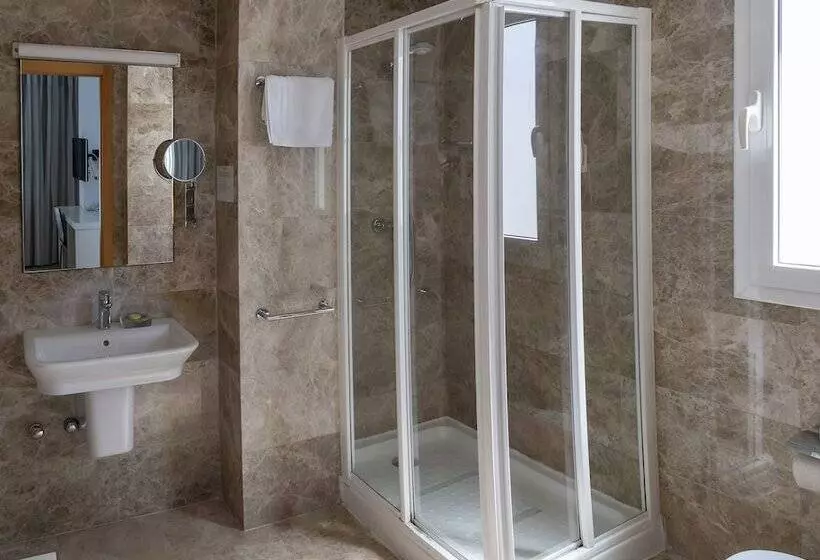 Hotelli Senderos