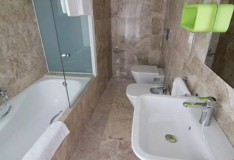 Hotelli Senderos