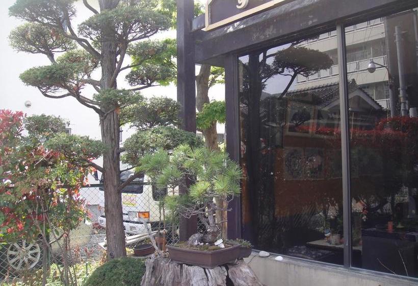 בית מלון כפרי Suehiro