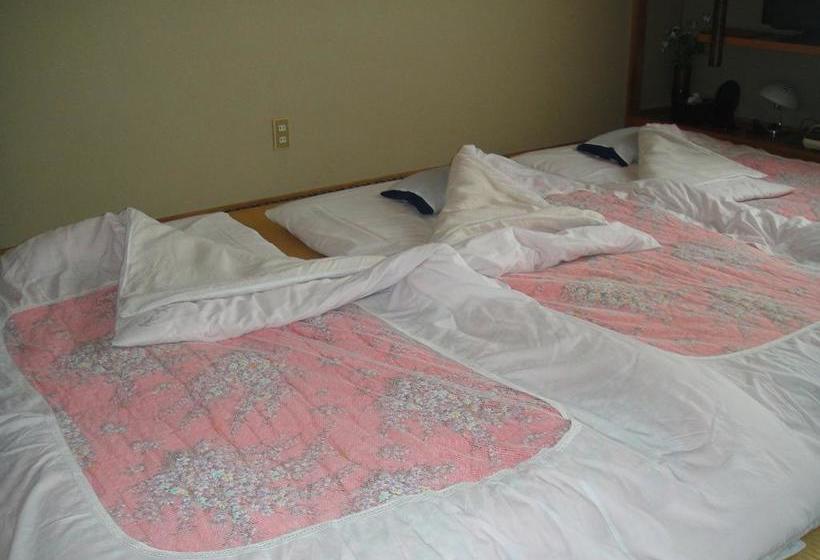 בית מלון כפרי Suehiro