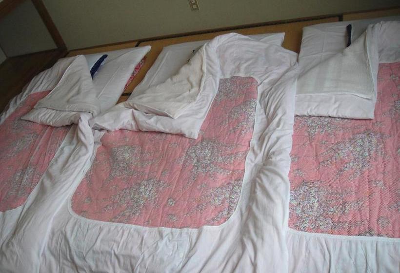 בית מלון כפרי Suehiro