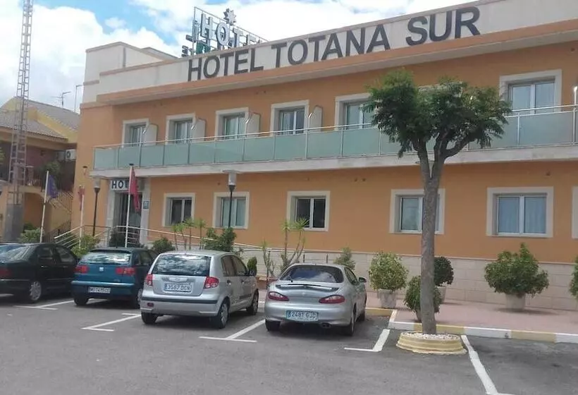 هتل Totana Sur