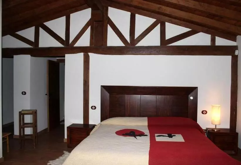 استراحتگاه Complejo Rural La Coronilla