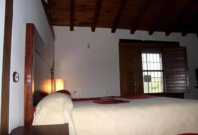 استراحتگاه Complejo Rural La Coronilla