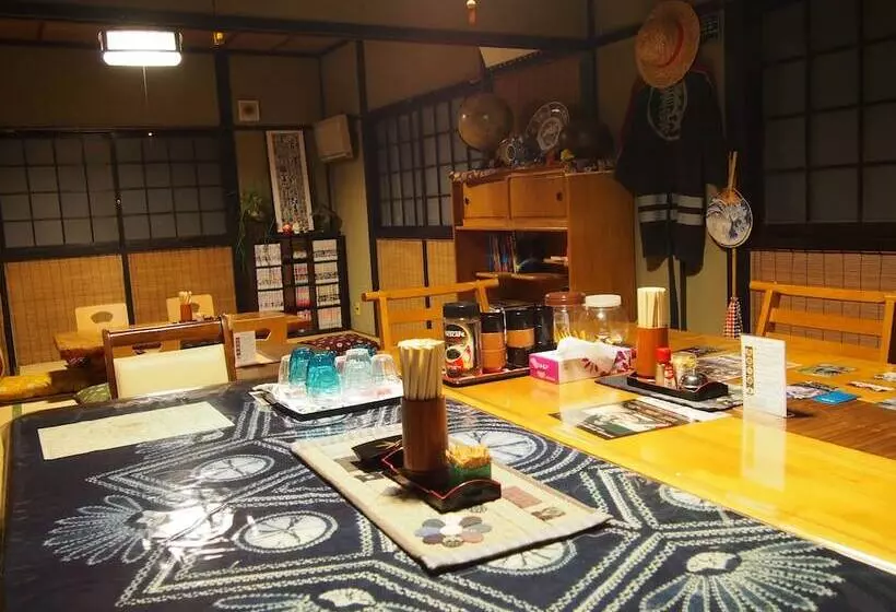旅館 Kakure Yado Yuji Inn   Hostel