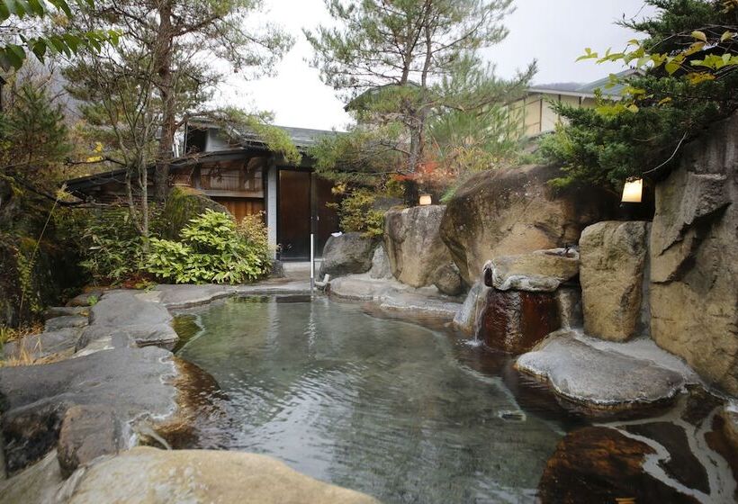 Ryokan Kutsuroginoya Yuu