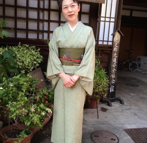 ريوكان Noren Yado Meigetsu