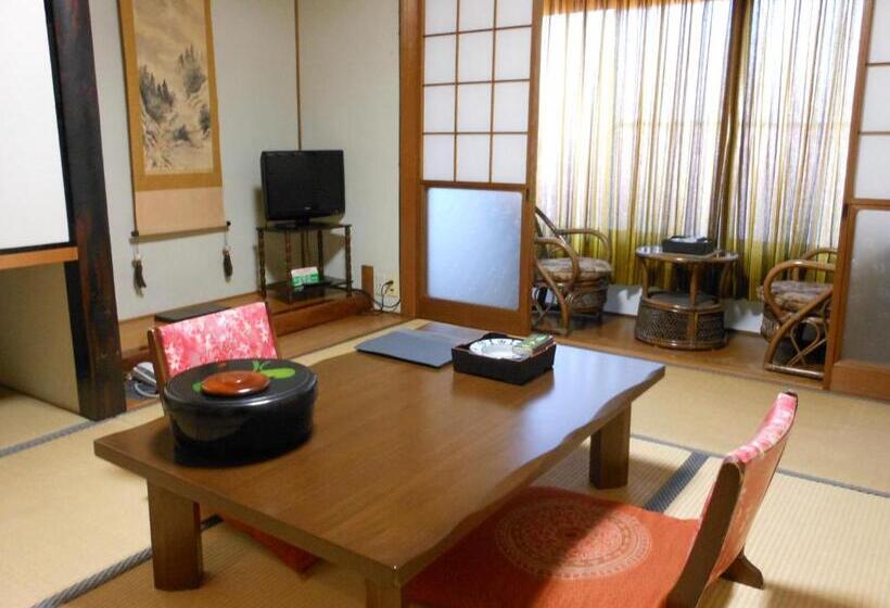 ريوكان Noren Yado Meigetsu