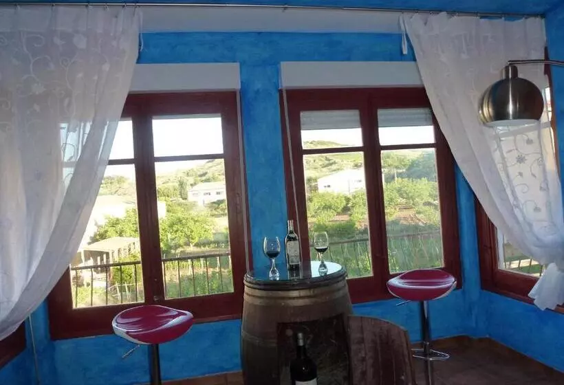 هاستل Hostal A La Sombra Del Laurel