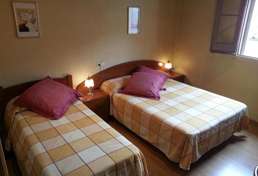 Albergue Hostal Paula