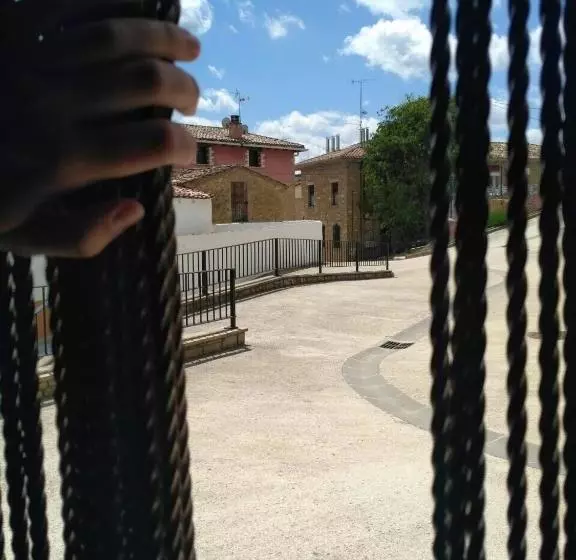 هاستل Casa Magica Villatuerta