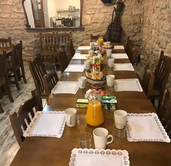 هاستل Casa Magica Villatuerta