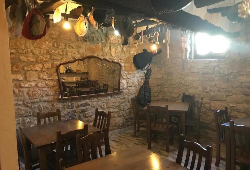 Общежитие Casa Magica Villatuerta