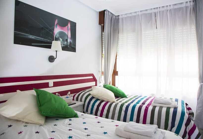 Bed and Breakfast Alojamiento Miramar