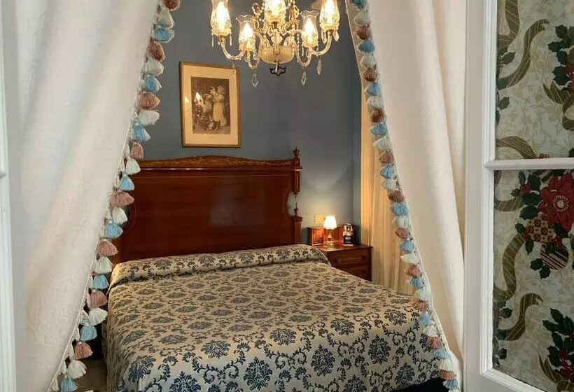 تختخواب و صبحانه Casa Palacio Jerezana