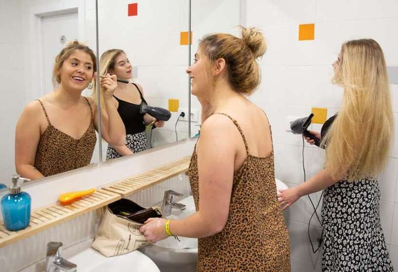 هاستل Onefam Catedral