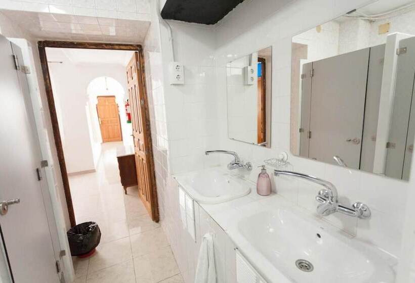 هاستل Onefam Catedral