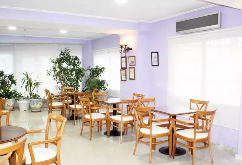 Hotel Emilio