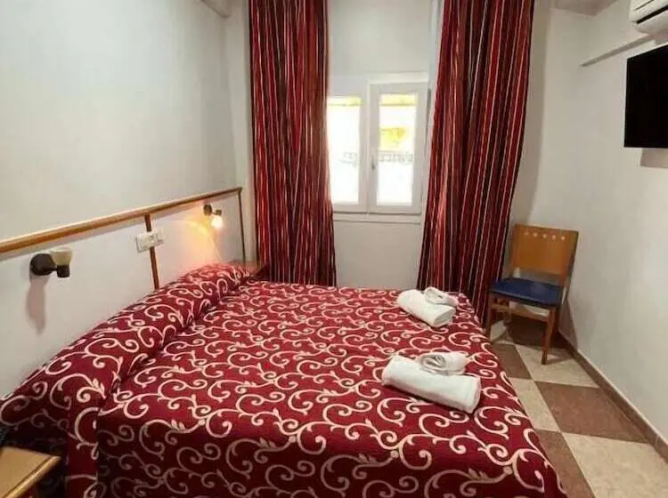 Hotel Emilio