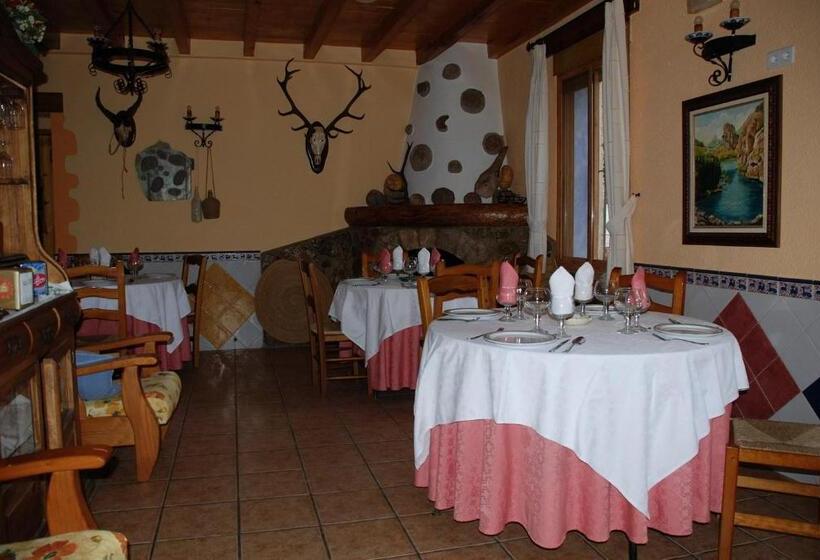 فندق Hospedería Río Zumeta Spa