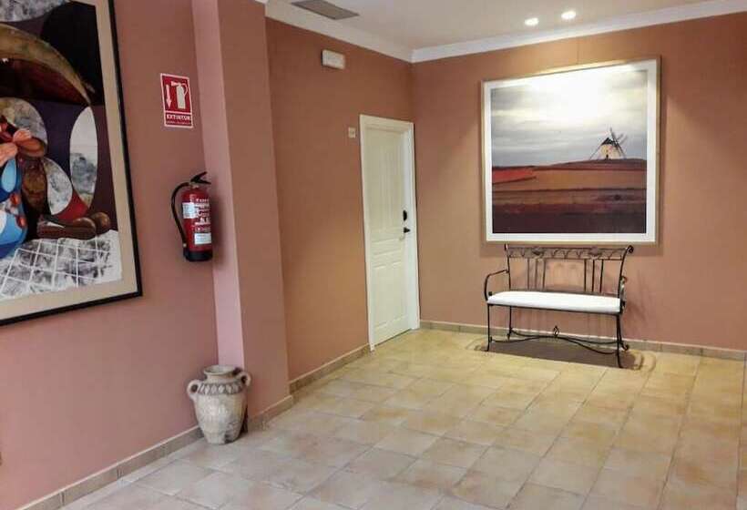 فندق Hospedería Santa Elena