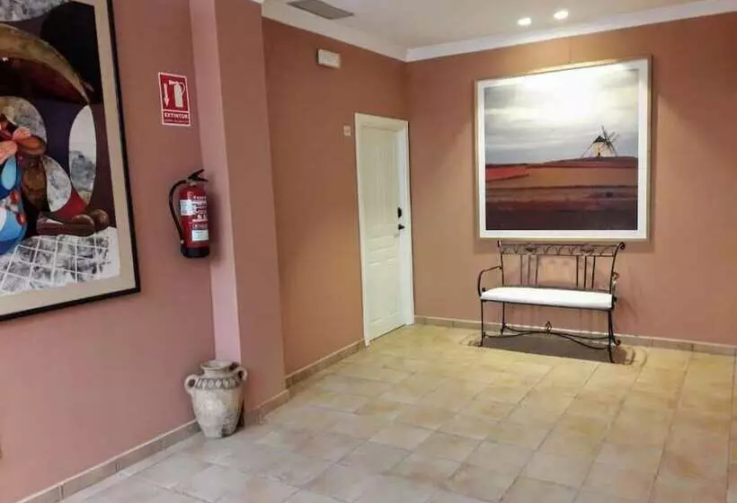 Hotelli Hospedería Santa Elena