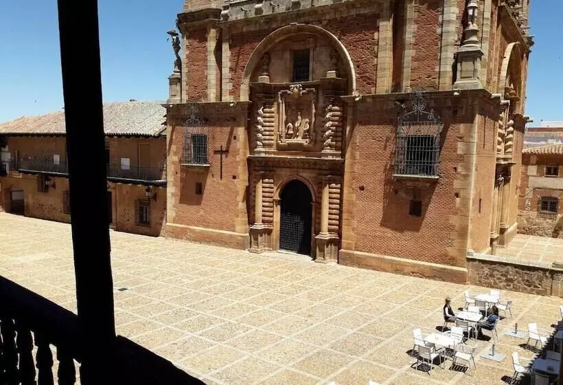Hotelli Hospedería Santa Elena