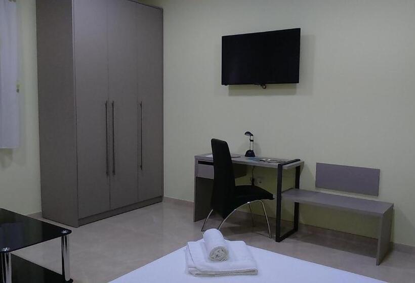 Отель Primavera