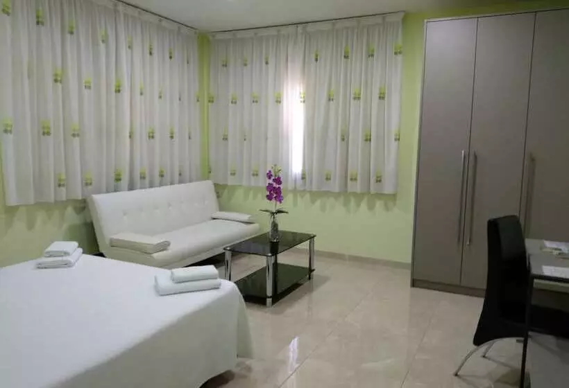 Hotel Primavera