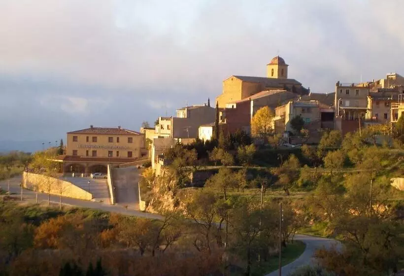 هتل Restaurant El Balco Del Priorat