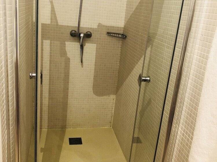 ホテル Restaurant El Balco Del Priorat