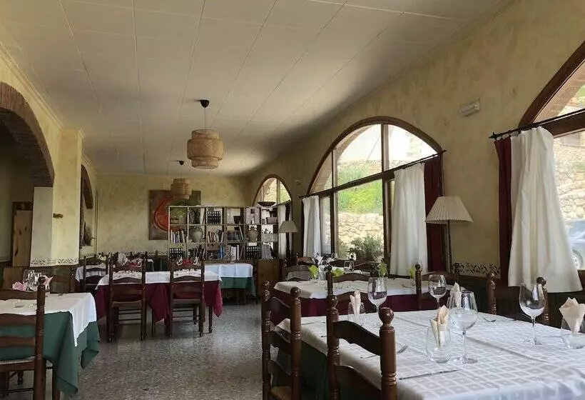 هتل Restaurant El Balco Del Priorat