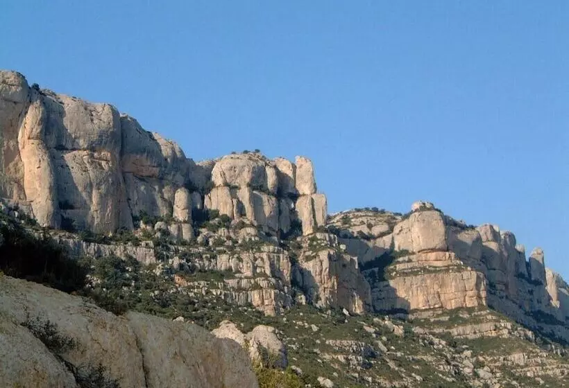 هتل Restaurant El Balco Del Priorat