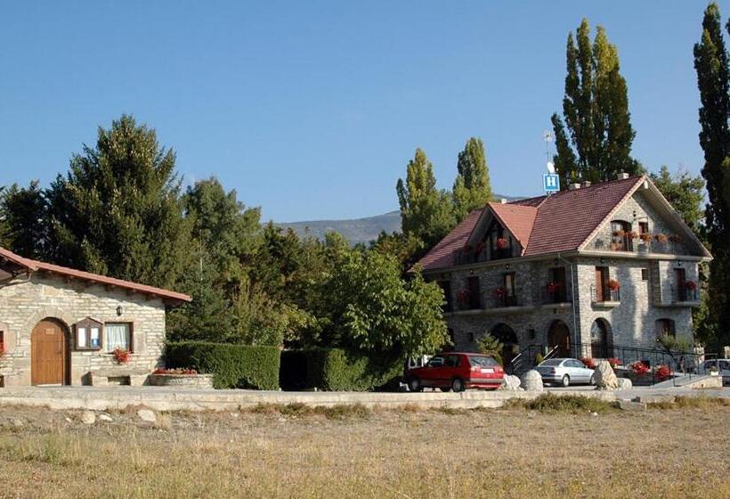 فندق Restaurante Santa Elena