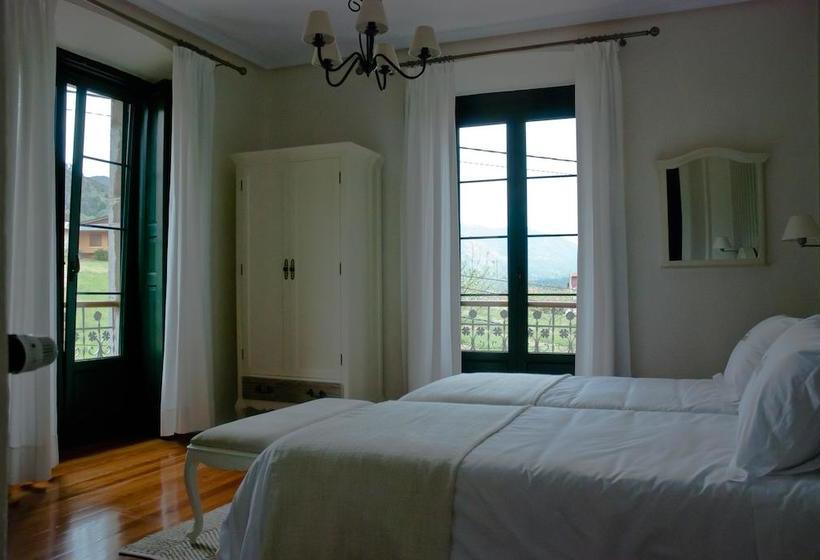 هتل Rural La Raposera