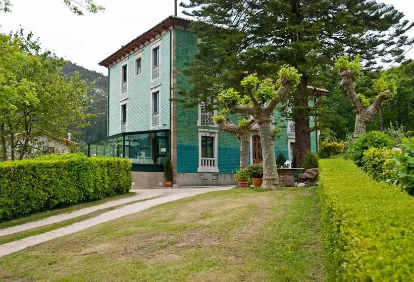 هتل Rural La Raposera